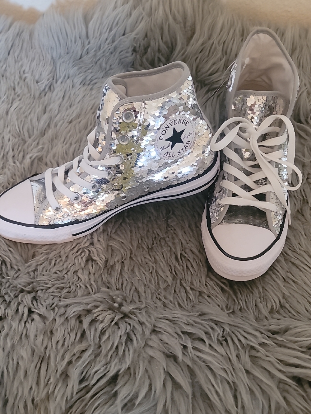 Converse Women's Chuck Taylor Sequin High-Top sneakers